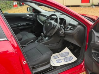 /photos/10950/9e1d9374-f7ca-4536-bdbc-02d2ac305749_i320x240.jpg