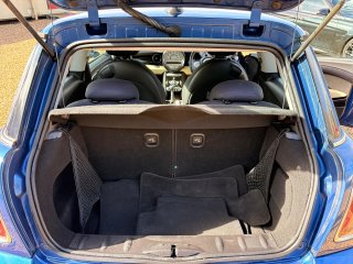 /photos/10950/d864a5c2-a3e8-4252-9fc5-562535e27fd9_i320x240.jpg